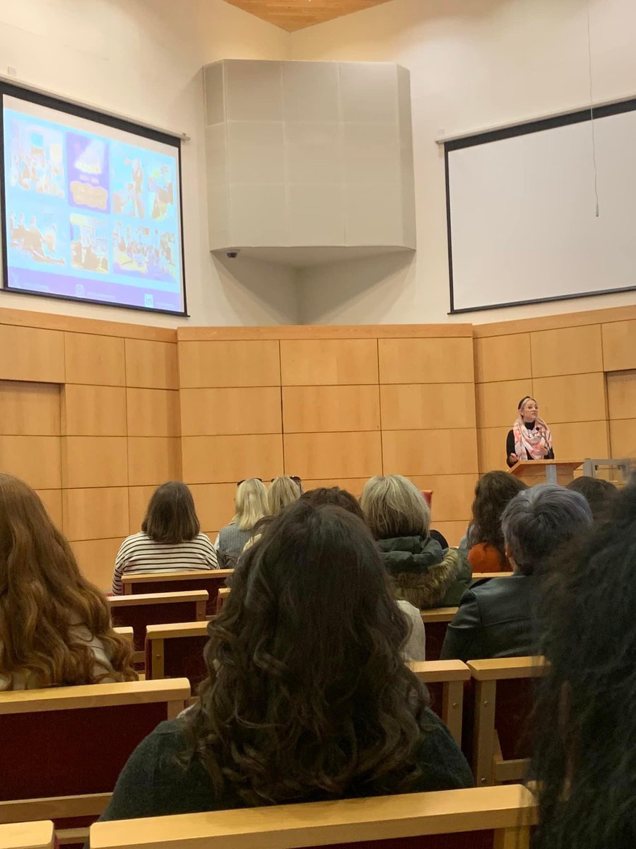 A privilege to deliver the keynote speech for the Forum of Nursery Teachers of Northern Ireland today.

I shared the @StillTelling story &amp; the importance of #inclusive learning spaces. 

Proudly wearing my keffiyeh from <a href="/AbuWearOnline/">Abú Wear Online</a> 🇵🇸