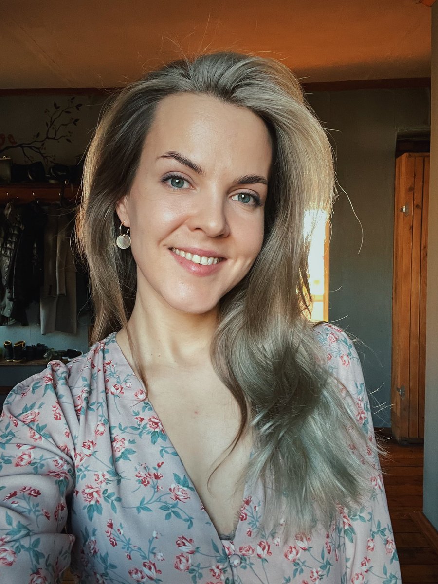 Sataisīties, aizbraukt uz Rīgu, restorānu un tad apmeklēt teātri! Sajutos, kā cilvēks. Bet tomēr grūtsirdība piezogas, jo tas ir rik reti🫣