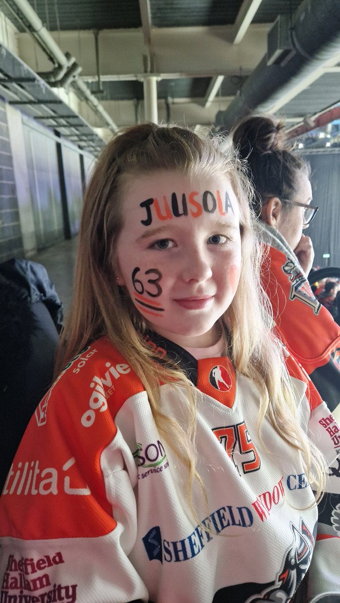 Steelers_Fan98's tweet photo. @steelershockey 
A big fan who is sat at the top of 207 Row S seat 2 

Would love to meet Juusola tonight https://t.co/RxwpR7iS9H