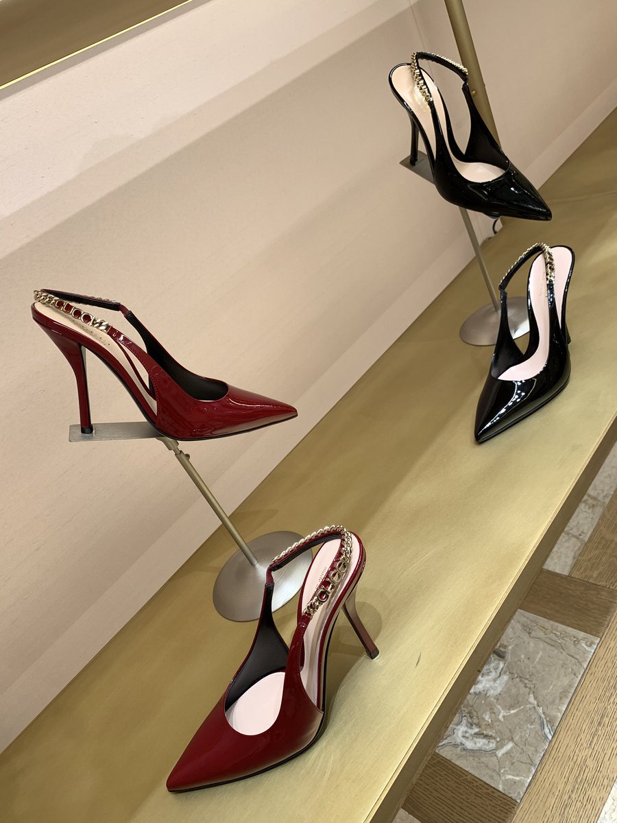 Anasmakzom's tweet photo. GUCCI…🇮🇹 https://t.co/NM1y2QFctb
