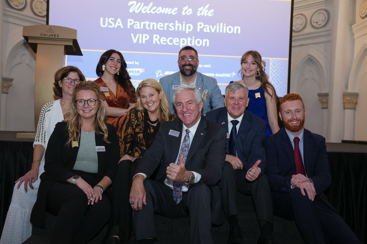Miss any photos from the #USAPartnershipPavilion VIP Reception at @sgairshow 2024? Check out our Flickr at flickr.com/photos/kallman… to view all photos from the reception and our other events at #SGAirshow2024! #tradeshows #eventprofs #aerospace #defense #networking #VIP