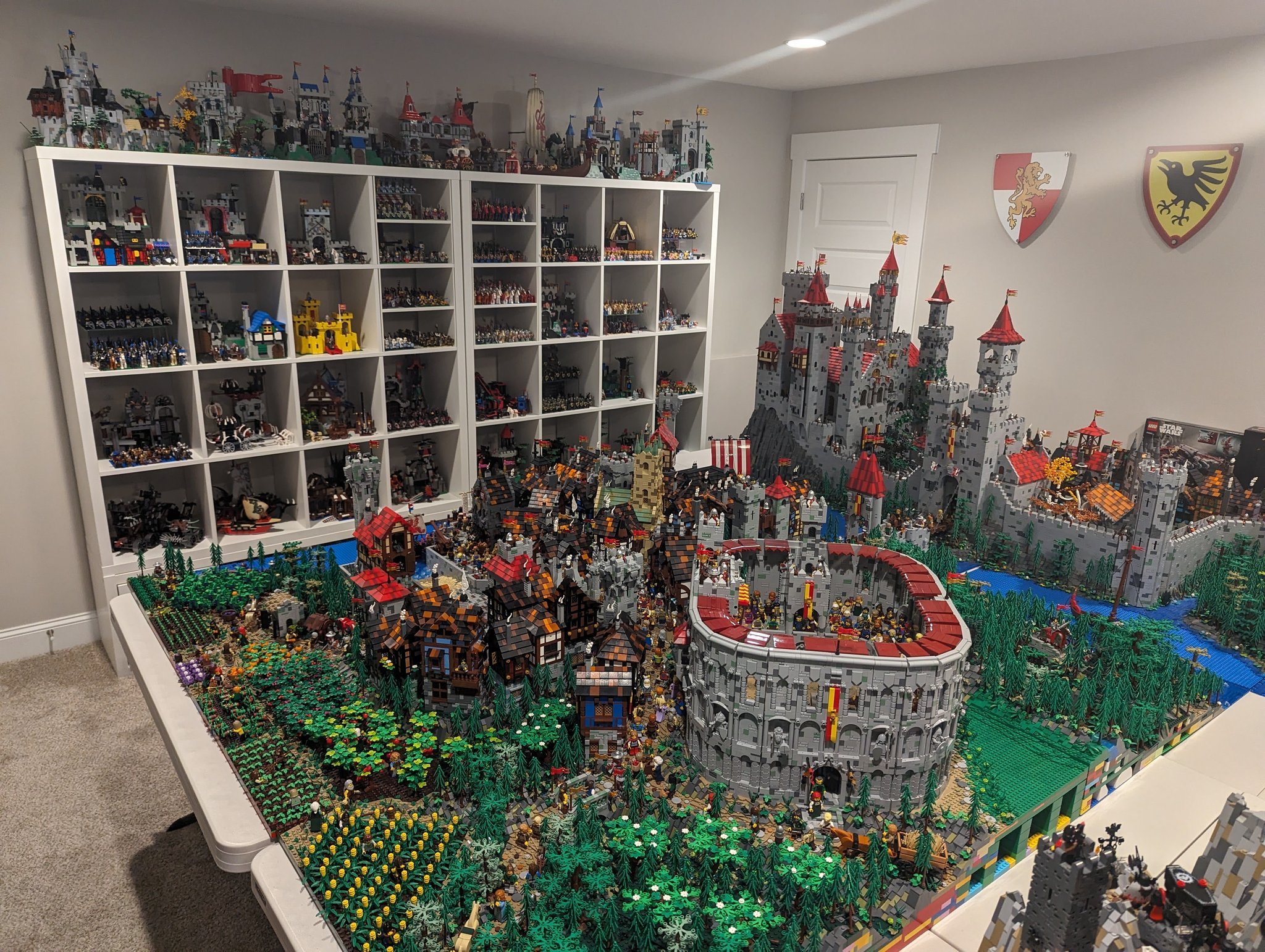 Huge lego castle new arrivals