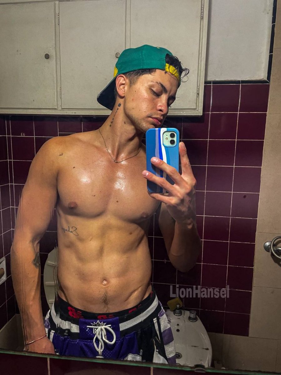 LionHansel's tweet photo. Saturday with a lot of training and sweat 😈🍆// Sábado de mucho entrenamiento y sudor 😈🍆// https://t.co/SXdnTybJKP 30% off o Telegram VIP https://t.co/kebc02oFcj