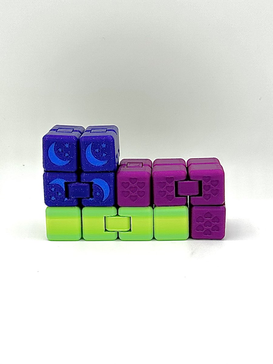 PiNK_3DP's tweet image. Check out my new fidget cube designs! I've uploaded two collections all with different textures! thangs.com/designer/PiNK_… #3DPrinting #fidget