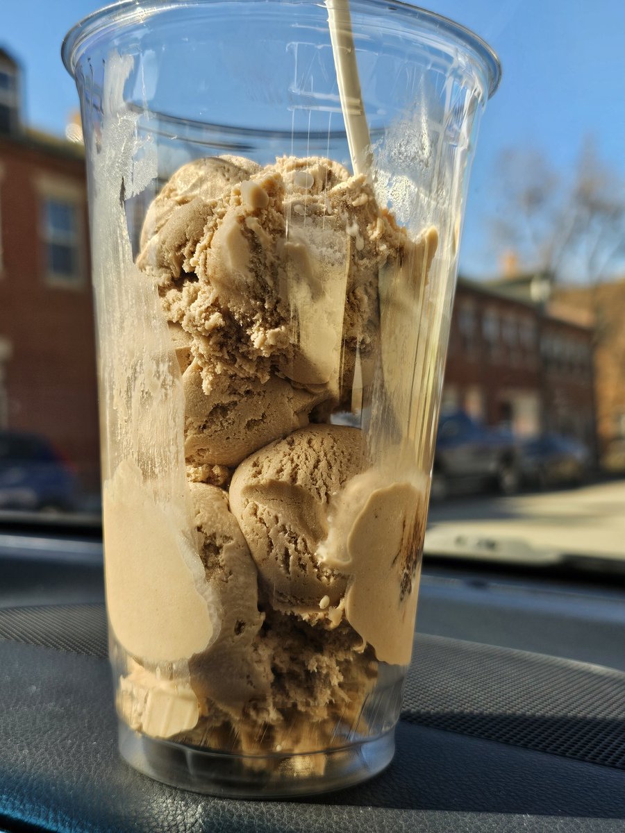 Did I need the peanut butter brownie ice cream from Crown Candy?! Of course I did. That's even dumb that anyone would ask if I did! #stl #stleats