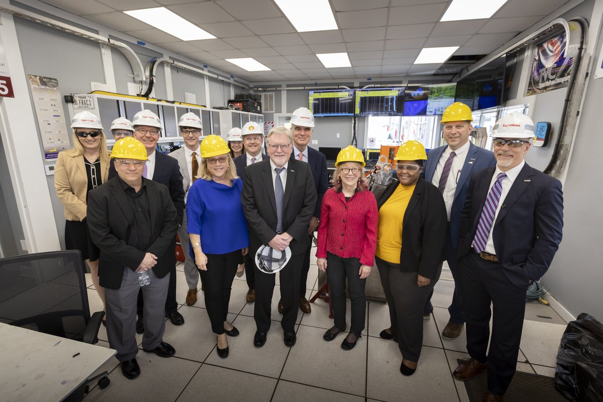 LSU (@lsu) on Twitter photo This past week, <a href="/ENERGY/">U.S. Department of Energy</a> Under Secretary Geri Richmond visited the LSU PERTT Lab.
Read more about her visit here ▶️ lsu.edu/blog/2024/02/2… This past week, <a href="/ENERGY/">U.S. Department of Energy</a> Under Secretary Geri Richmond visited the LSU PERTT Lab.
Read more about her visit here ▶️ lsu.edu/blog/2024/02/2…