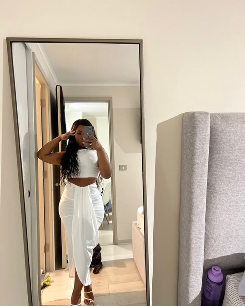 Julybubble0's tweet image. Time for me to go out to see my friends