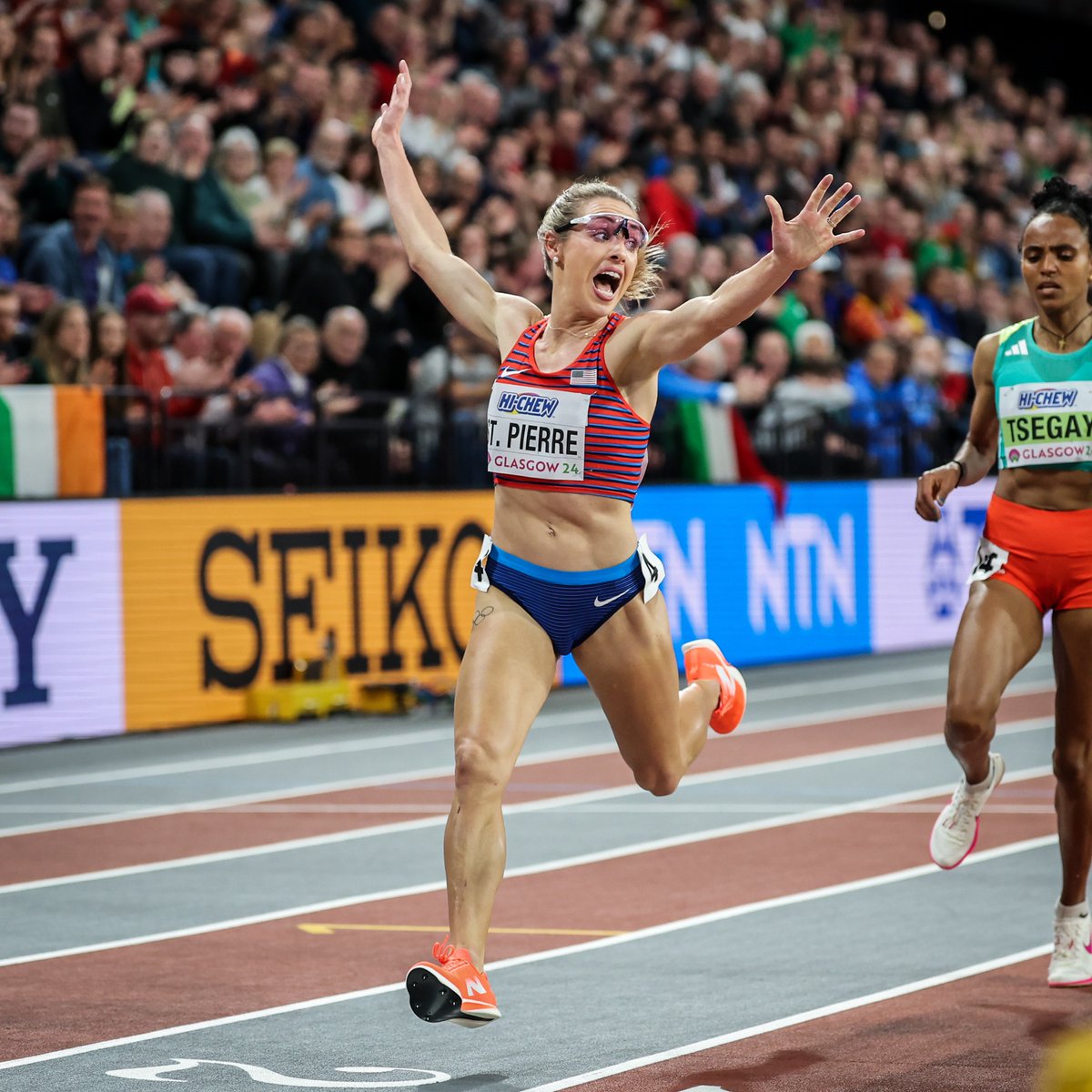 Elle St.Pierre is the 3000m world champ ‼️

364 days after becoming a mom, she grabs the biggest win of her career 🥹

8:20.87 championship record ⏱️

#WorldIndoorChamps