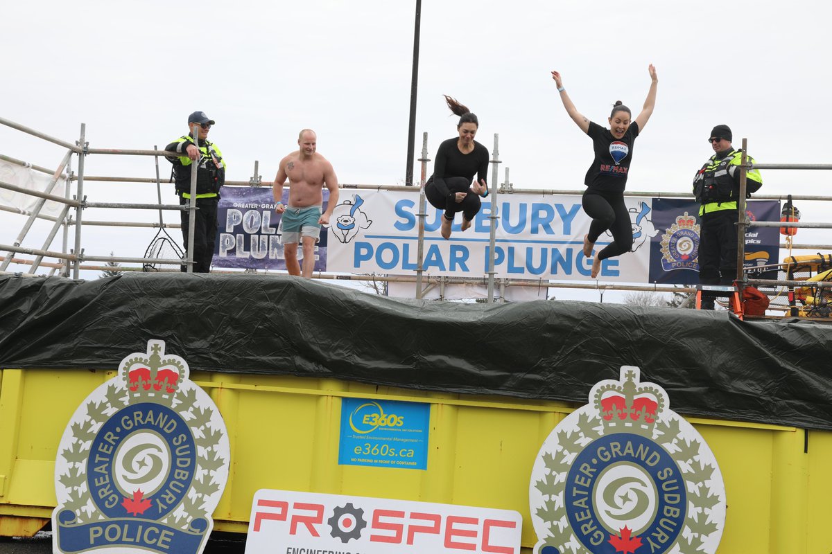 Huge thanks to everyone who came out to today's Polar Plunge! Your contributions raised much needed $ for @SOOntario athletes - and all monies raised today will remain in Sudbury. Thank you to all of our amazing event participants, volunteers, organizers and sponsors. #PlungeON