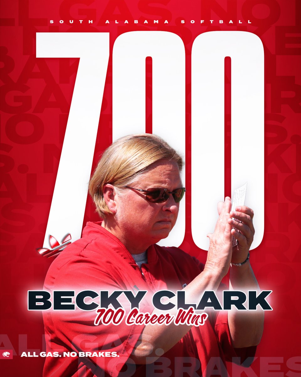 Congrats to our Head Coach <a href="/BclarkUSA/">Becky Clark</a> on a coaching milestone!!

#AllGasNoBrakes