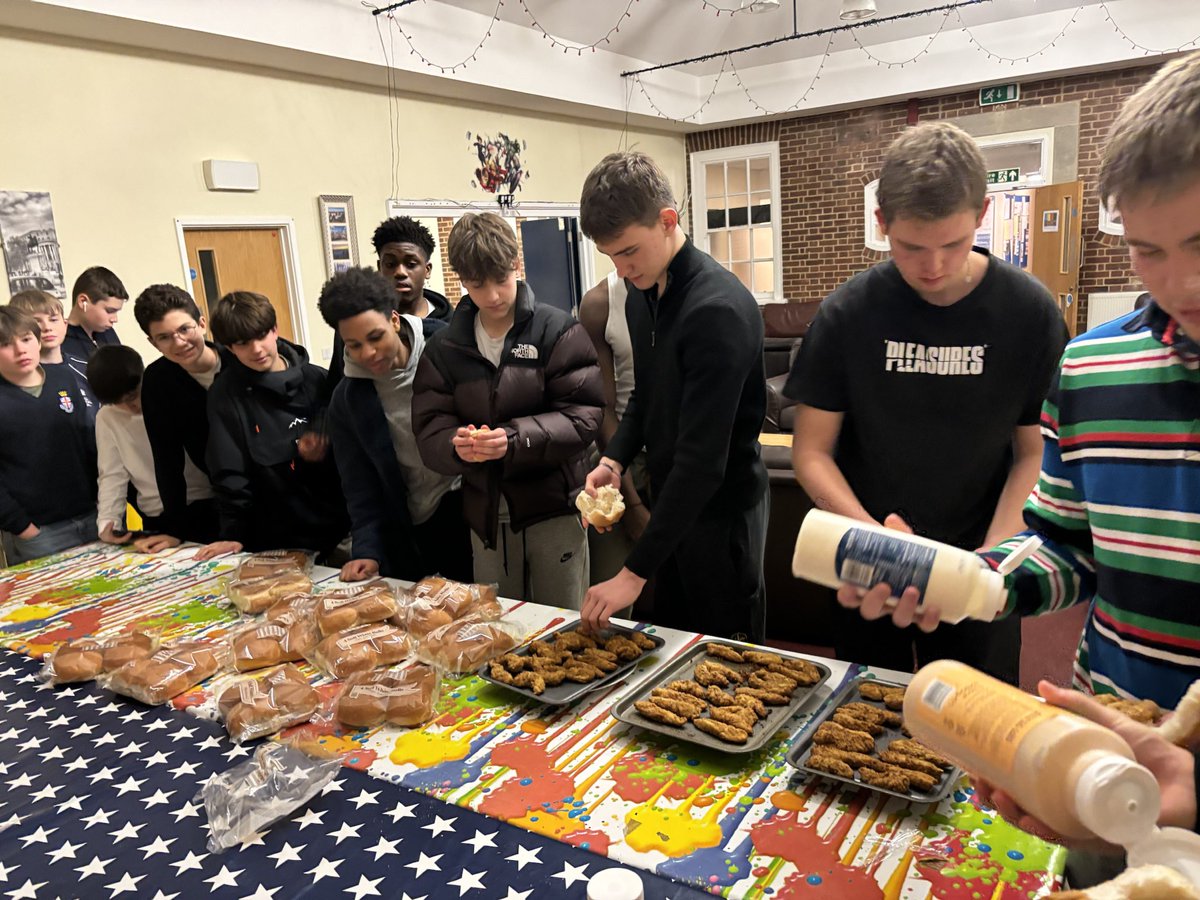 St Vincent House tweet media