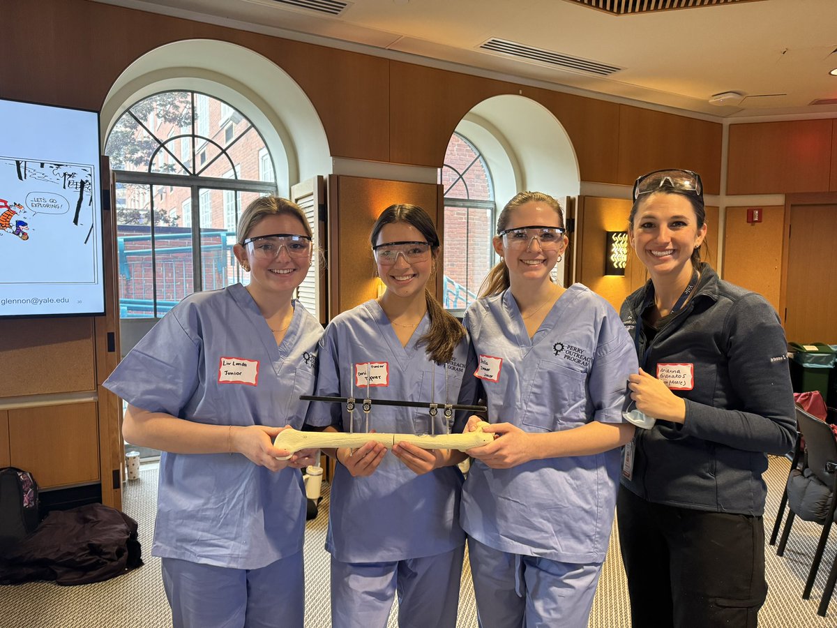 What a fantastic two days it has been volunteering at the Perry Initiative Events here at Yale! This organization introduces the fields of orthopaedic surgery and engineering to high school students, premed students and med students! @OrthoAtYale @PerryInitiative #womeninortho