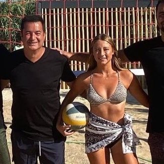 aleyna dışarıdan yiyecek ve içecek temin etmesine rağmen acun gülerek sana ceza vermeyeceğiz diyor aleynanın bu torpili nerden geliyor? #Survivorallstar2024