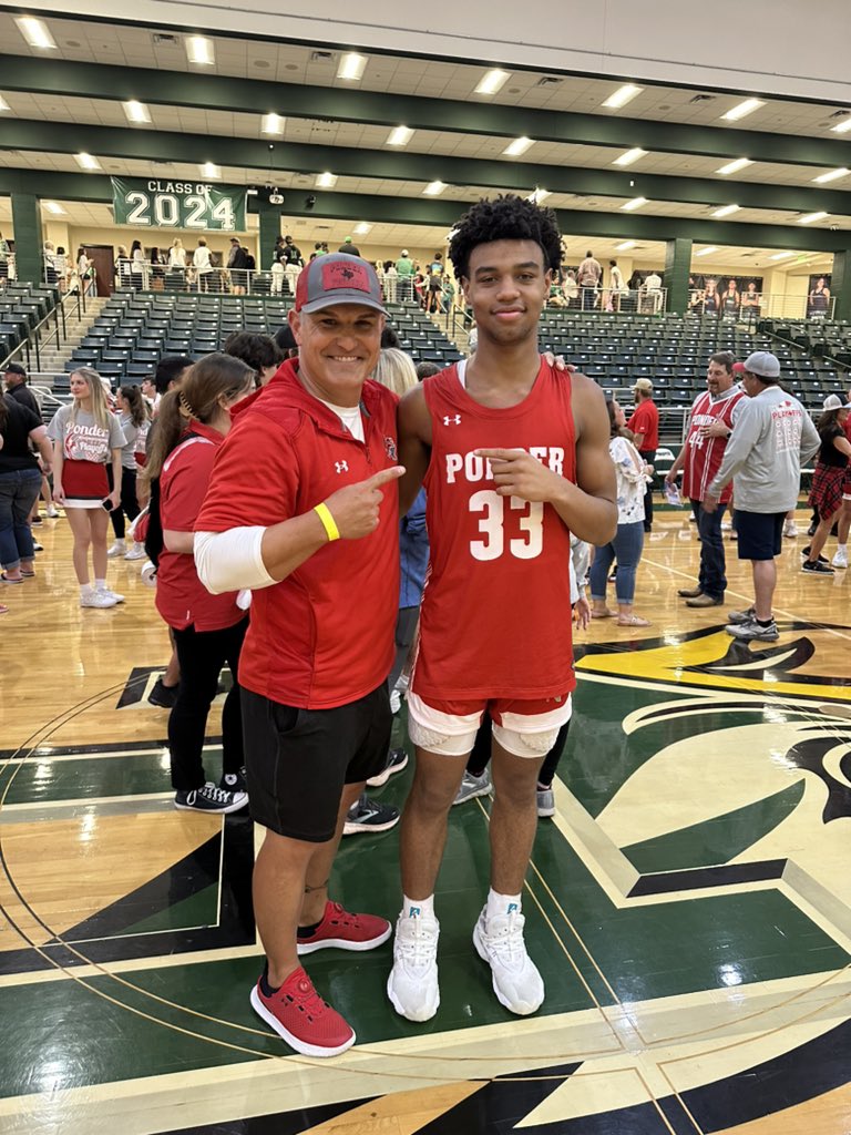 blitzemD's tweet photo. @PonderHoops
PUNCH THEIR TICKET TO STATE!!!! Great job Coaches and Players!!!!!
#FAM1LY #OnePride #PonderProud @ponderisdlions @sports_drc https://t.co/PHIUwbgZ2n
