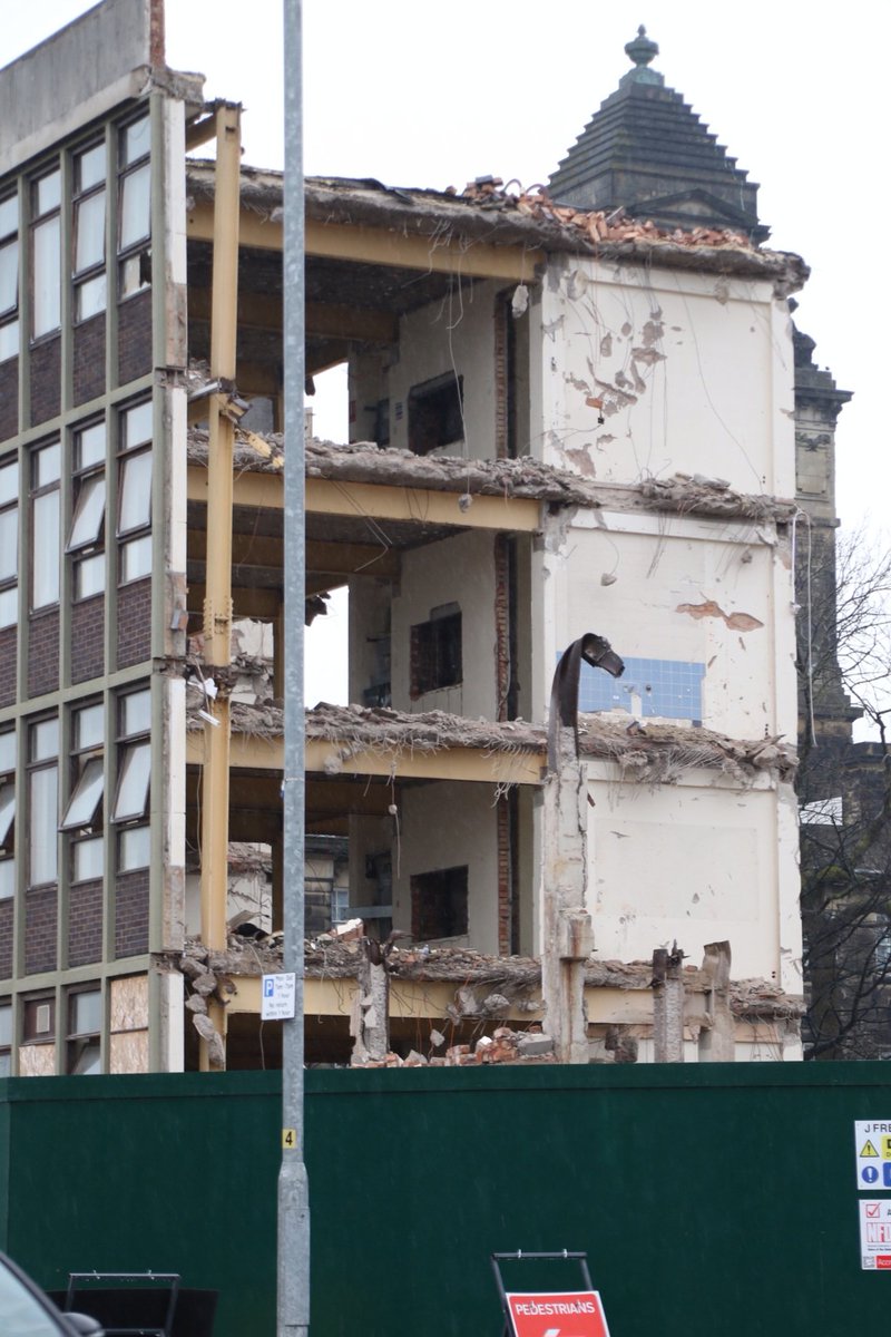 South Annexe at Wallasey Town hall coming down quickly #wirral #demolition #photography