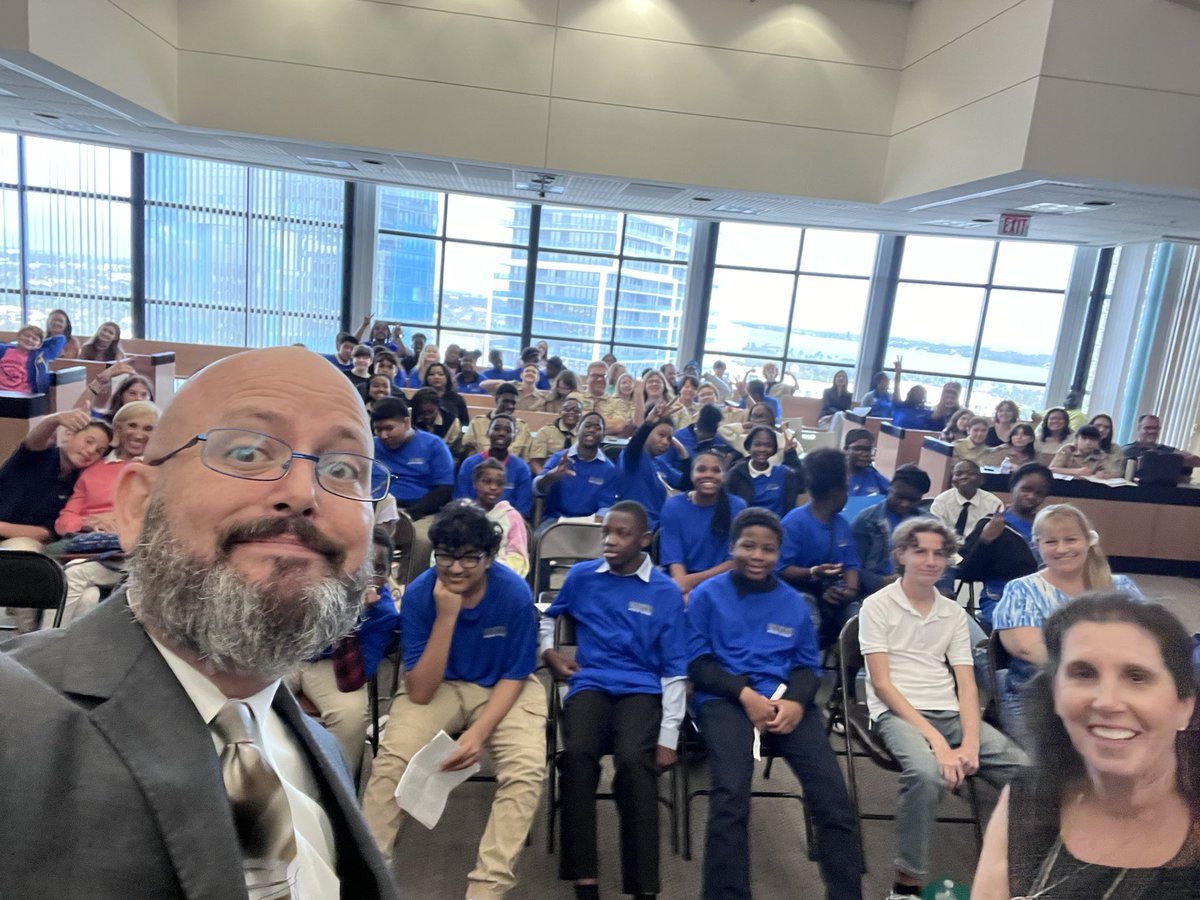 SS_Family_Law's tweet photo. We spent all day with 80 students and scouts helping them earn the LAW merit badge! @TheFlaBar @15thCircuit @FLBarNews https://t.co/2c3piGR9hb