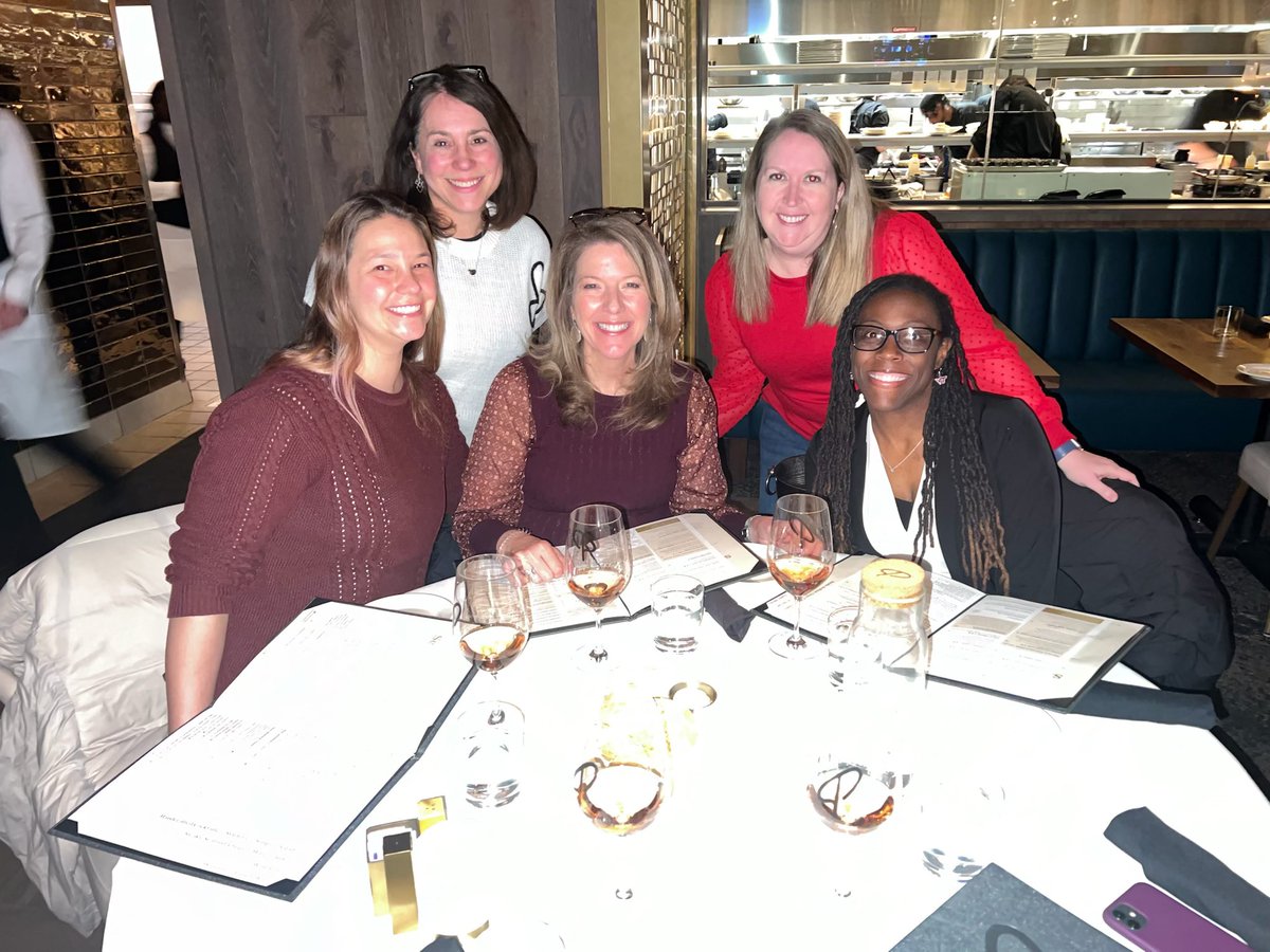 Yesterday, on the 1st day of #WHM, I toasted & celebrated with these newly appointed Drs. #Classof2024 #5ofElite11 #Richmondcohort 🧡❤️ @virginia_tech @DAmandaFlanagan @RHall_Educator @VirginiaSKW