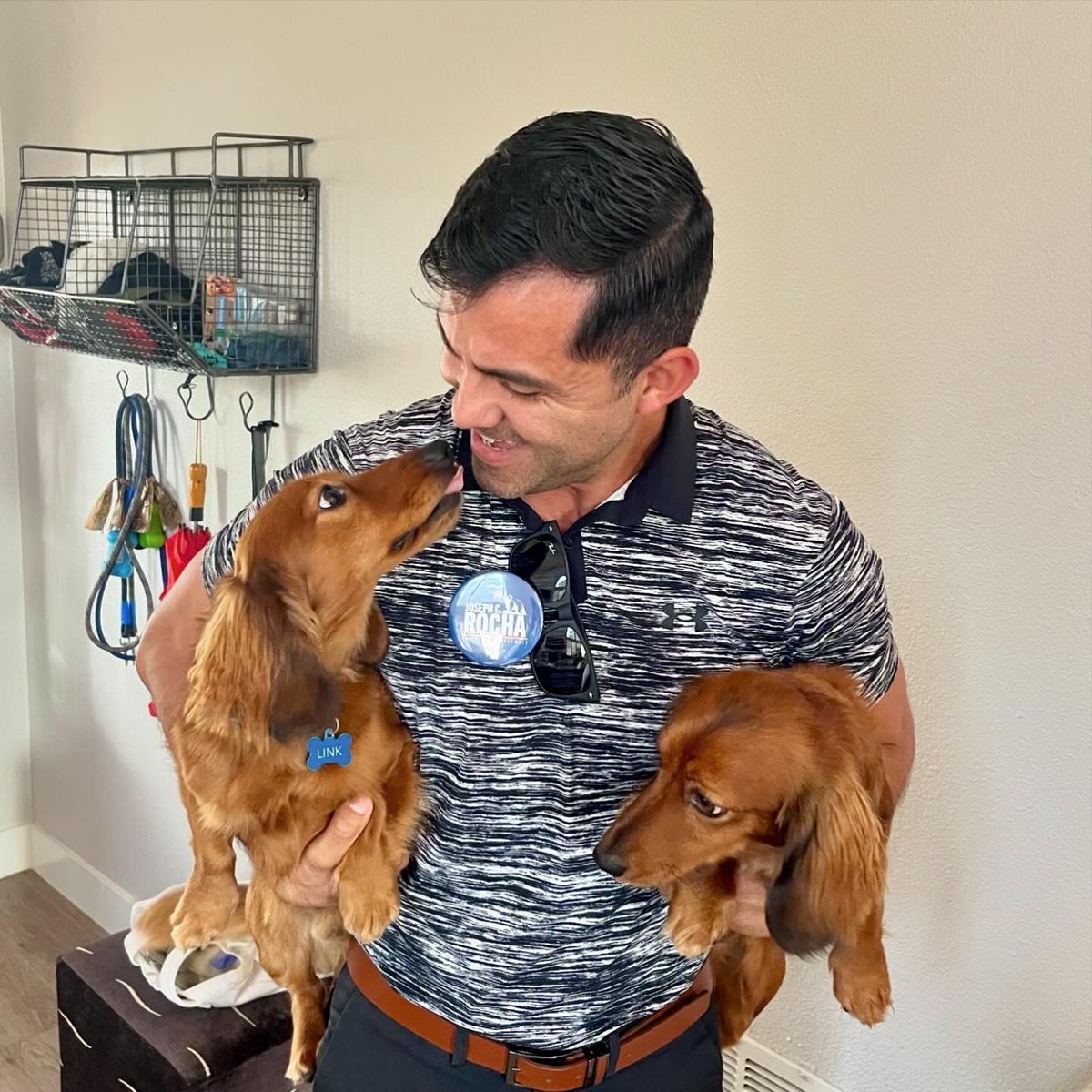 🌈These two voters invited me in from the rain. They had lots of questions. 

See, they take this very seriously. 

In the end, they said I can put them down as “lean support.” 

Secretly, I think I won them over 😉

Vote Rocha for Assembly by Tuesday!