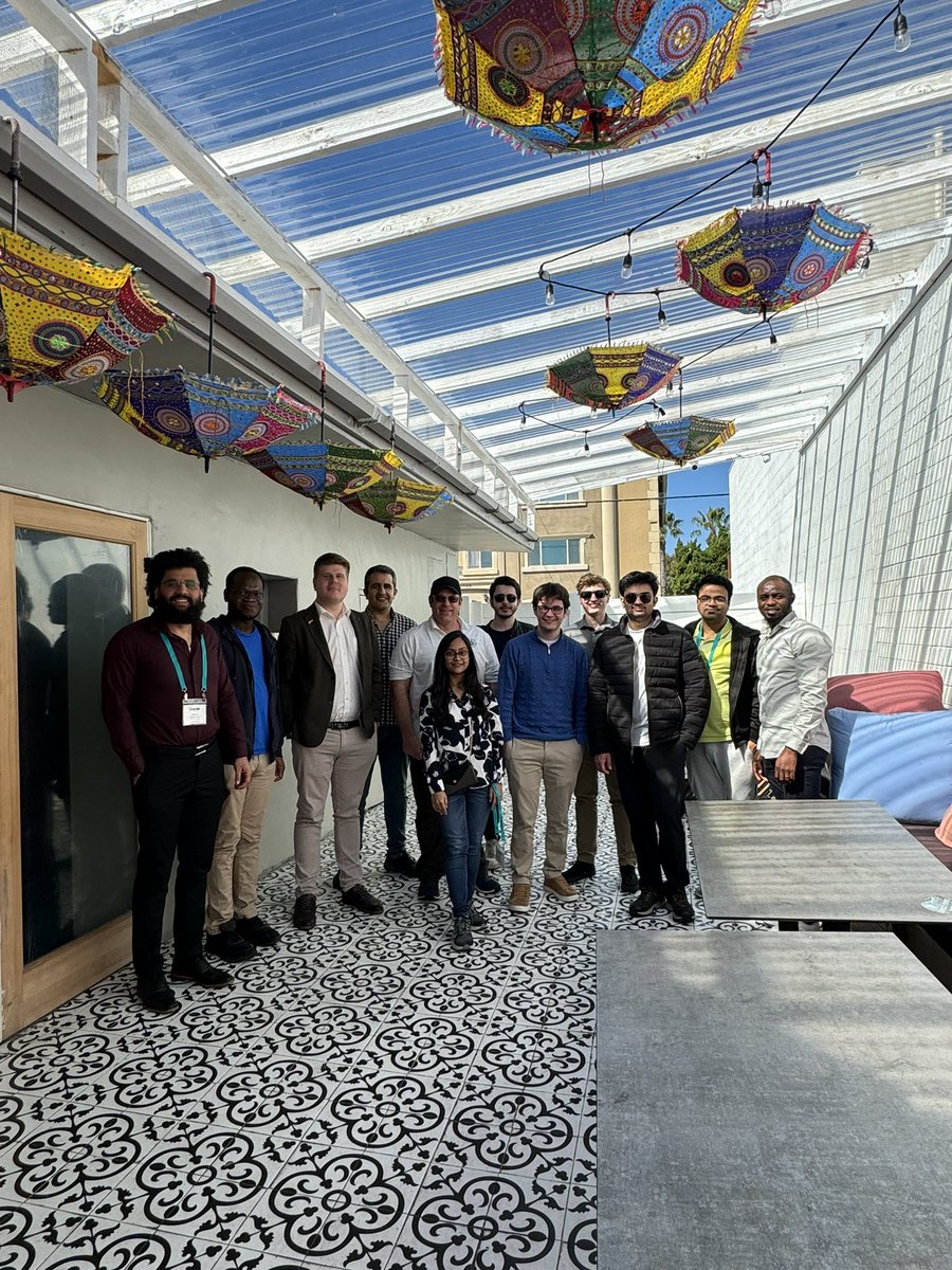 Mert D. Pesé tweet media