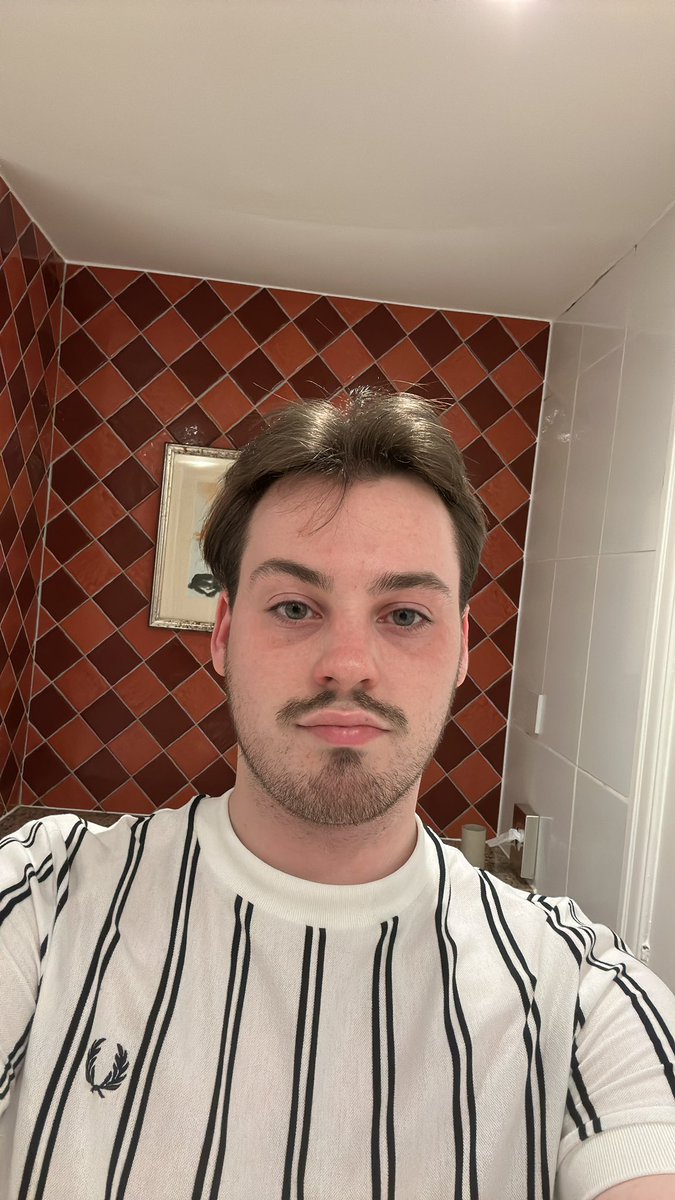 SamLad5802's tweet photo. Changing my hair again what a shock 🥰 https://t.co/RR3bbc4x6w