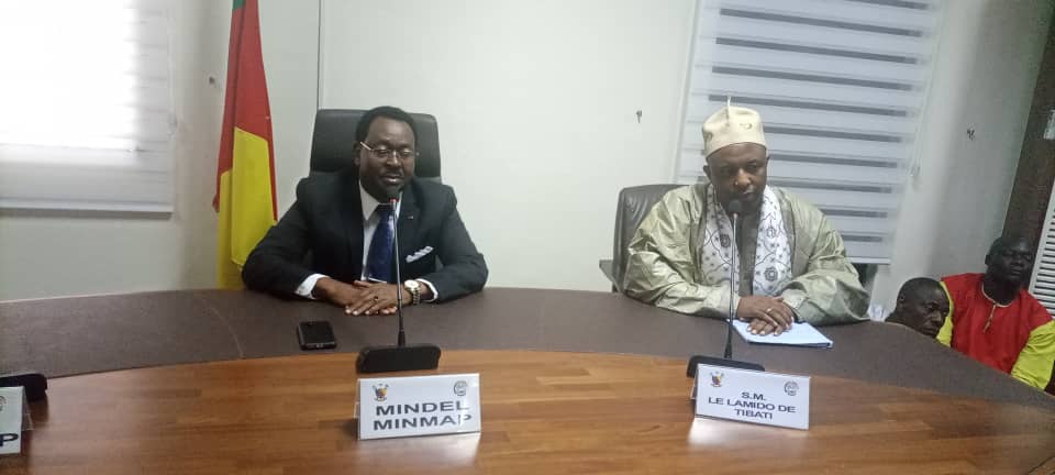 Minmap_Officiel's tweet photo. Audience accordée par le Ministre Délégué à la Présidence de la République chargé des Marchés Publics, à sa Majesté le Lamido de Tibati ce 22 février 2024. https://t.co/CczmK3mvlK
