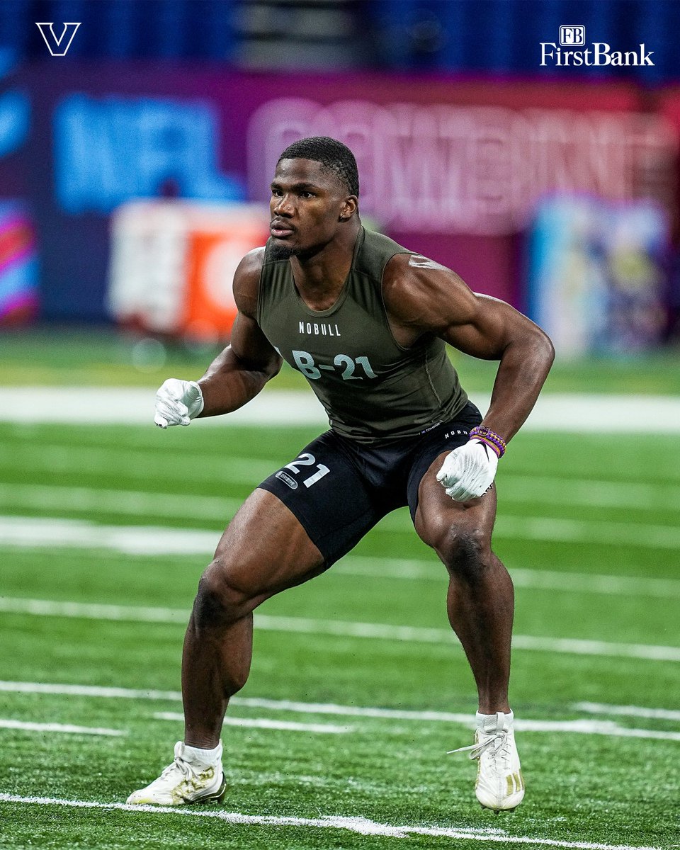 Looking back to last year, when @AnferneeOrji took on the #NFLCombine stage!