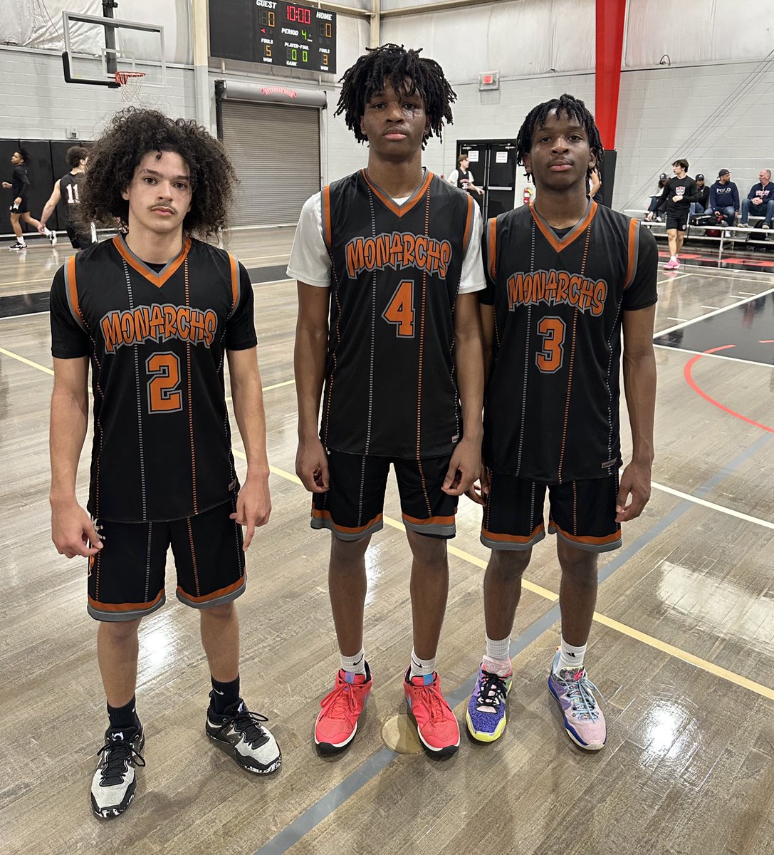 2025 #2 Mikey Smith, #3 Austin Richards, &amp; #4 MJ Lloyd lead Monarchs Select to a 79-63 win. All 3 players were major contributors in the offense. Lloyd and Richards showed they can play above the rim and efficiently score with both scoring in double figures. Smith made his impact