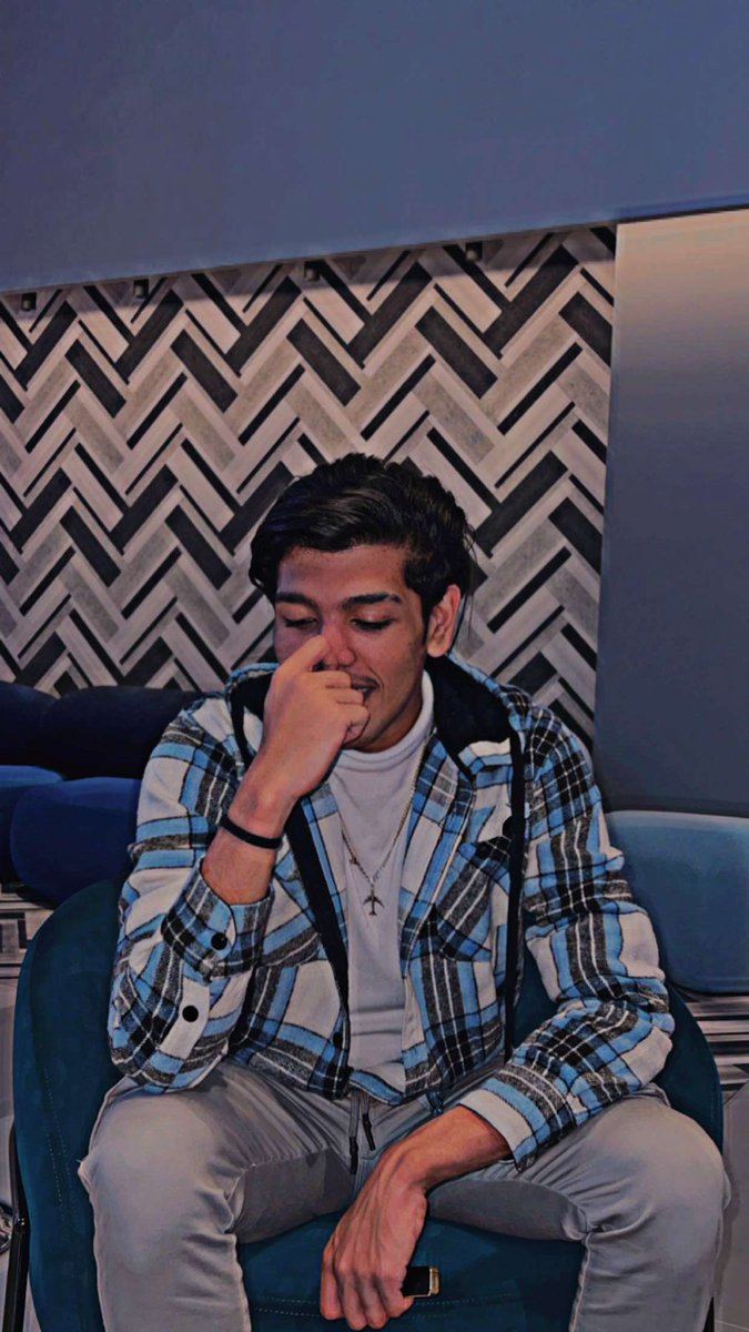 Fas17_'s tweet photo. أنت لي كل الفرح أنت لي أجمل شعور💙 https://t.co/rTERlMypjC