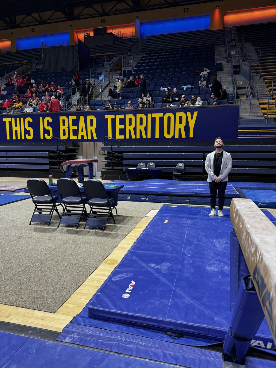 yoEv's tweet image. Going live at 2pm PT for @CalWGym v @UtahGymnastics #ncaagym #hopdontstep
pac-12.com/live?networks=…