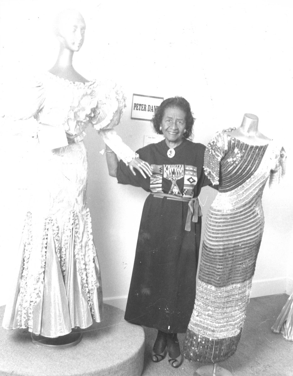 CoraCHarrington's tweet image. The Vogue Archives just called me a bot for opening too many tabs about 1920s fashion, so this is the perfect time for me to tell you about one of the most important people in Fashion History you probably don’t know: Lois K. Alexander-Lane.