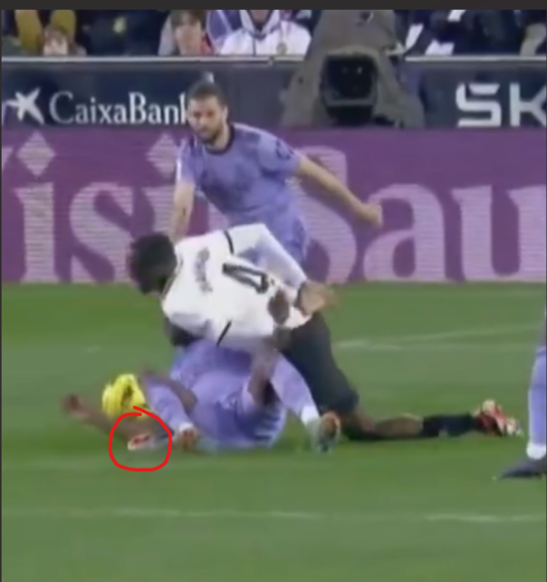 fadlupratama's tweet photo. @SeputarMadrid damnnnn https://t.co/nEMoTOwNKr