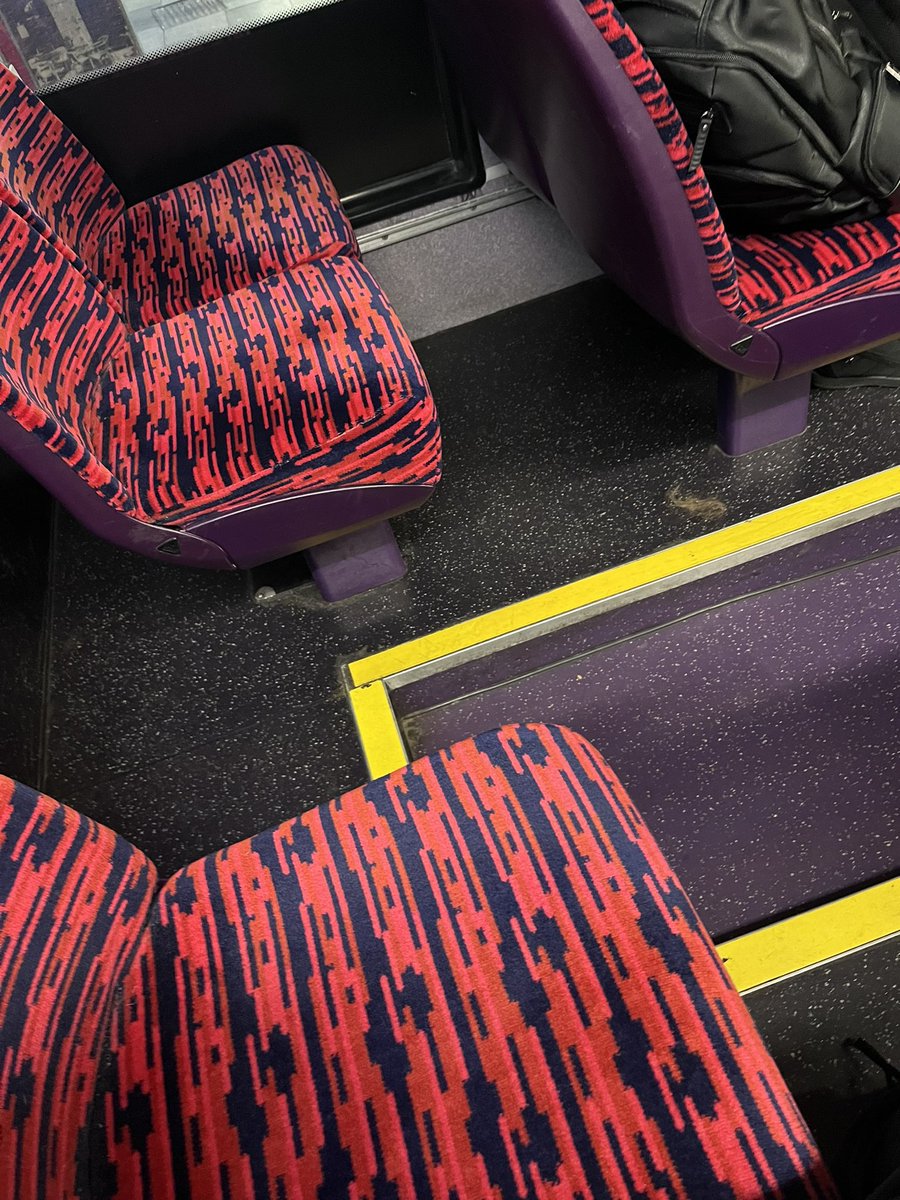 Best of British Buses tweet media