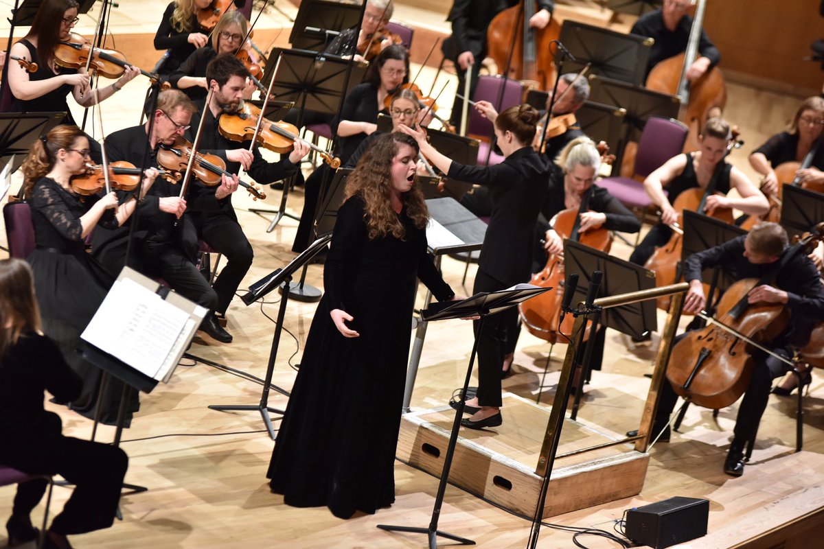 A really wonderful night tonight @BridgewaterHall with Anna Rakitina and @DandyJessica. Huge thanks to everyone who joined us in the Hall. Tonight’s concert will be broadcast on @bbcradio3 on 24 April.