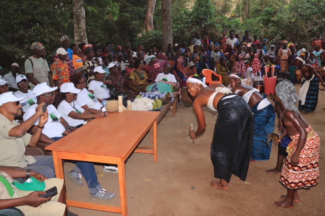 Mtcasierraleone's tweet photo. In a 2-day visit to Kabala, MTCA, @touristboardsl, MRC extended #Tourism4All campaign to Koinadugu and Falaba. The visit aimed at showcasing and promoting the landscape and cultural diversity of the districts.
@PresidentBio
@NabeelaTunis
#explorefreedom
#tɔrizmnaɔlmanbiznɛss https://t.co/YZOlqwRxvH