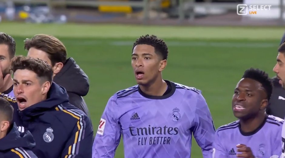 TrollFootball's tweet photo. Bellingham: Abuses ref

Ref: Gives him a red card

Bellingham: https://t.co/DP8Y0S9VAe
