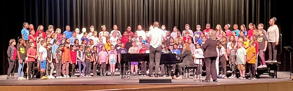 This is where honors student’s and future leaders are made. LCISD 5th Grade Honor Choir.