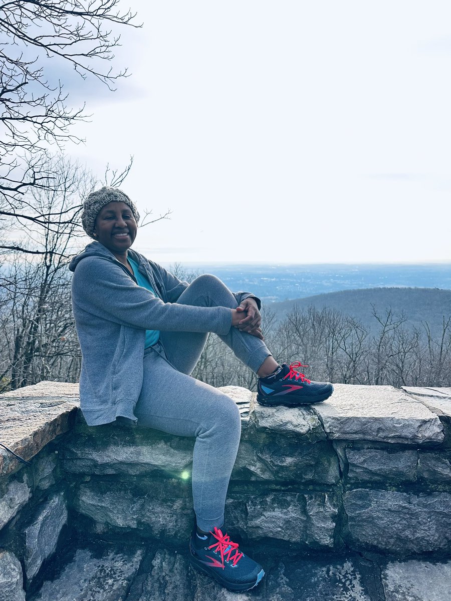 stantonmami's tweet photo. Saturday hike! #Blacklocust #frederick #mdnationalpark #hikelover #naturelovers https://t.co/fXPUA0eFwy