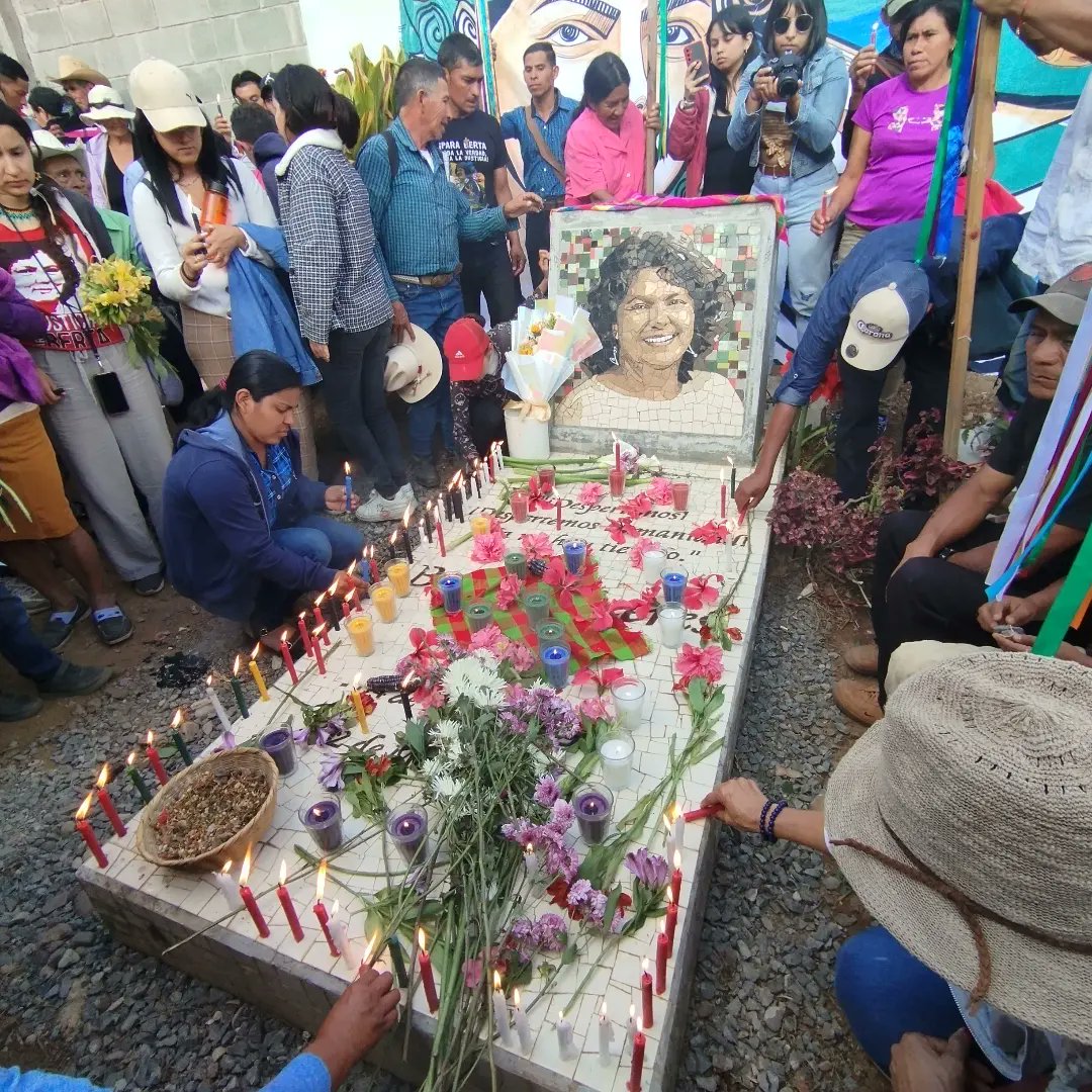 EquipoERIC_SJ's tweet image. 🌱 ¡Para Berta, toda la verdad, toda la justicia! 🌾
#BertaCáceres #RadioProgreso #COPINH #ERICSJ