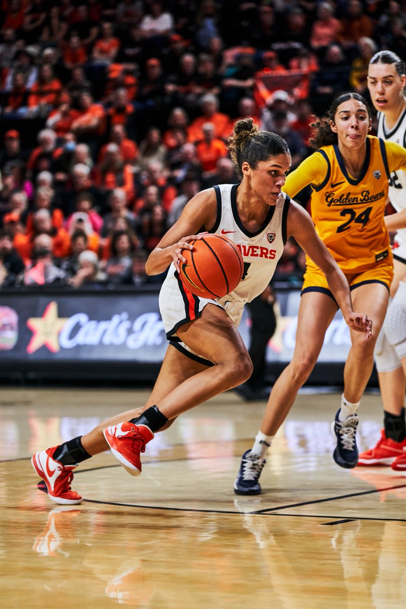 Floor general 🪖

🪣 13 points
🤝 9 assists
🚫 1 turnover

#GoBeavs x <a href="/DonovynHunter/">donovyn hunter</a>