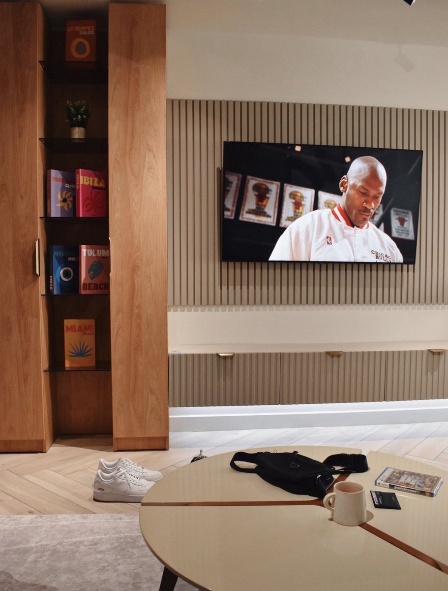 fastrlife's tweet image. The lack of shots being taken has me in a perpetual state of confusion:

Seems like a majority of people haven’t even began to comprehend they only get one crack at life;

Years + years of not putting yourself out there to get what you instinctually want…

It’s killing you…