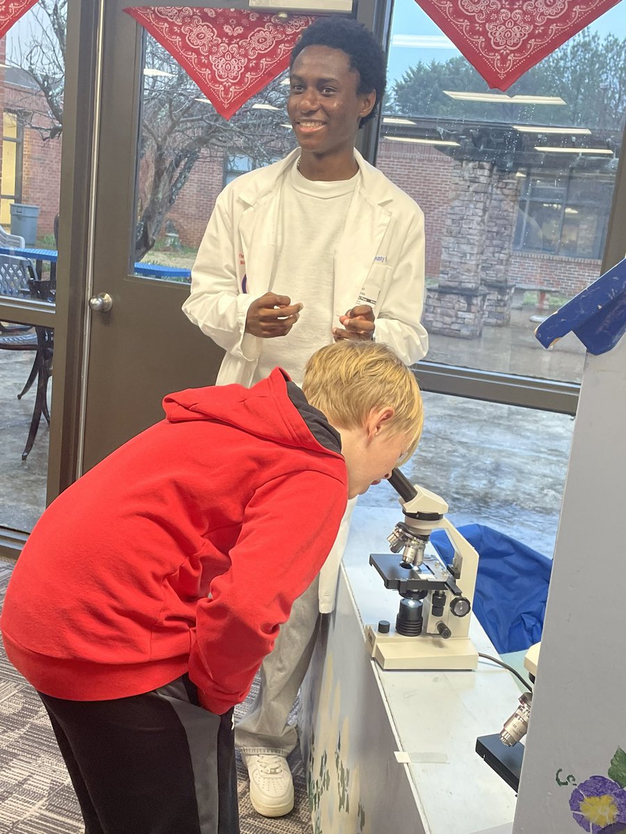 GettingSTEMDunn's tweet image. GA STEM Day at McGarity:The Science of Toys!