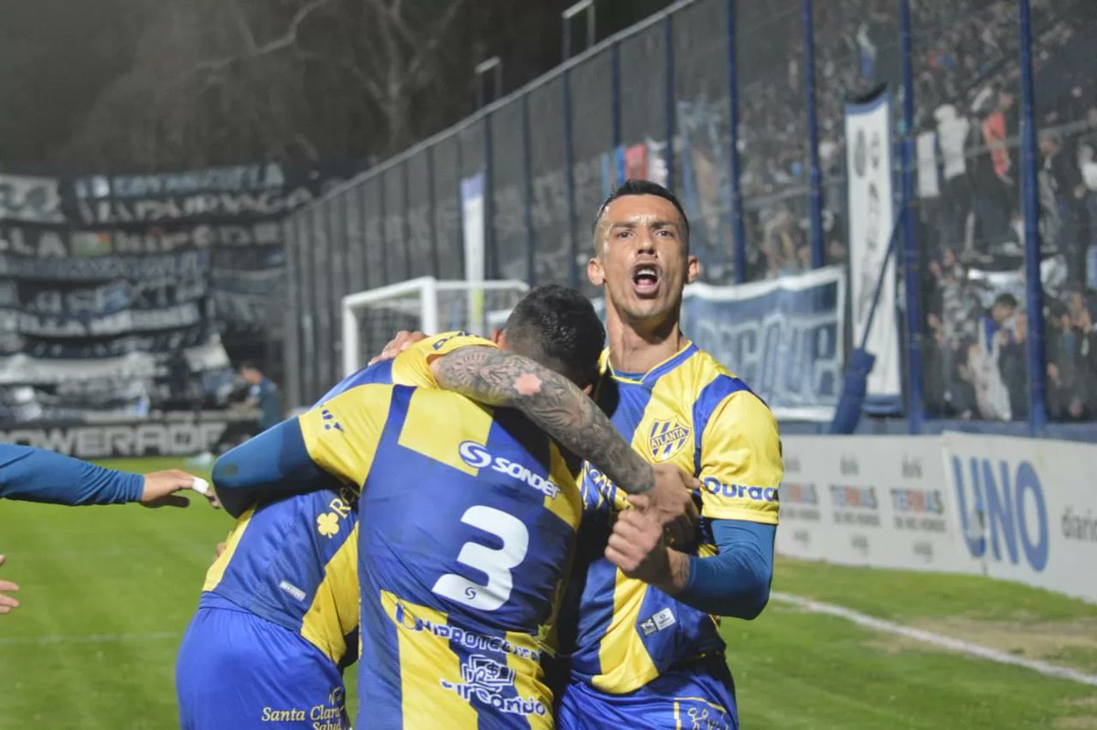 #PrimeraNacional Fecha 5 Zona B
Hoy desde las 16.30hs 📻⚽️
#Mitre vs #Atlanta 
Escucha el partido como siempre por
#RadioPanorama 100.1 mhz 
Relata: 🎙Pablo Pereyra.
Comenta: 🗣José Taboada Lissi.
<a href="/EL_CLASICORADIO/">EL CLASICO</a>