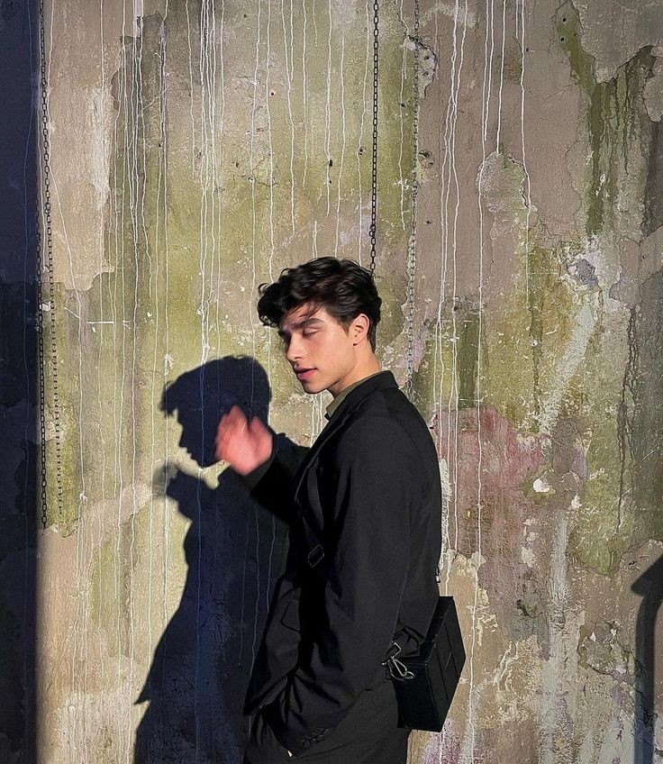 guitaremoz's tweet image. ⠀⠀⠀⠀🏛️. open.spotify.com/track/0BxE4Fqs…