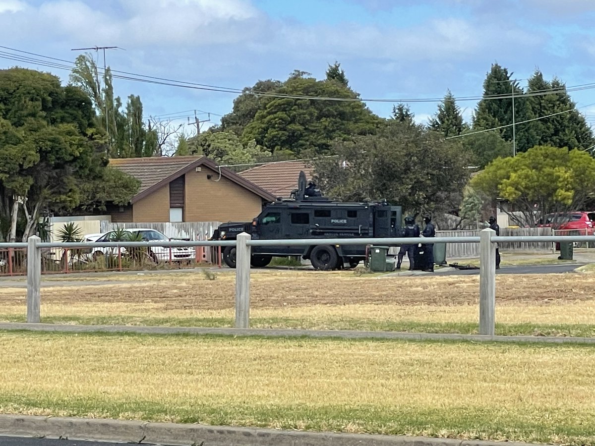 Special ops are moving in on a house in Corio as an armed siege enters its third hour. Follow live here bit.ly/3IkLbDL @chelseambunting @geelongaddy @theheraldsun