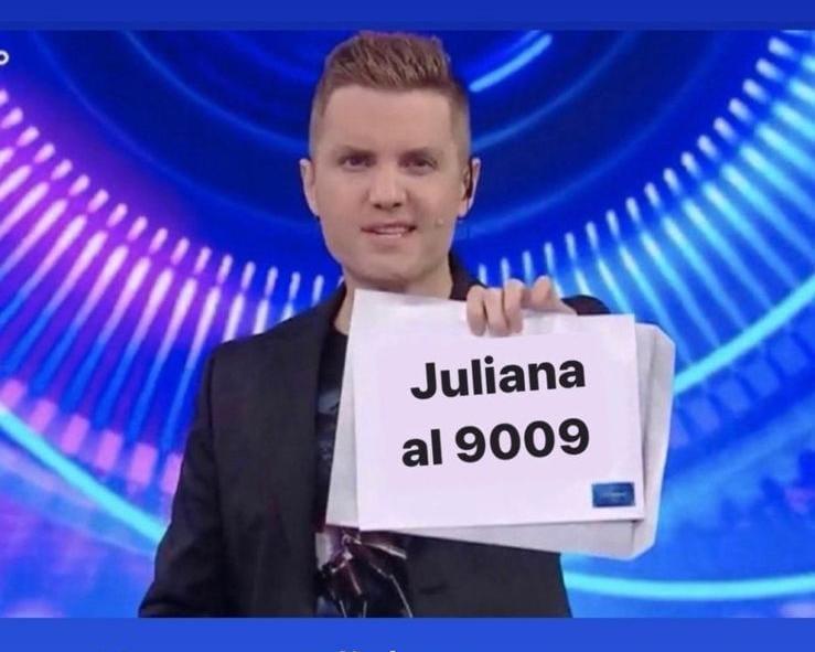 danilvea31's tweet photo. 🚨JULIANA AMENAZO DE MUERTE A LIZANDRO🚨

🚨LO PUTIO
LO BARDEO
LO AMENAZO
LO INSULTO
LE FALTO EL RESPETO
QUE MAS?
JULIANA AL 9009
NO PODEMOS DEJAR QUE UNA LOCA QUIERA MOVERSE POR DONDE QUIERA, JULIANA AL 9009🚨#VIRALPOTS
#JulianaAl9009 #GranHermano #estamosdetuladolicha https://t.co/TMCDdEXtNC