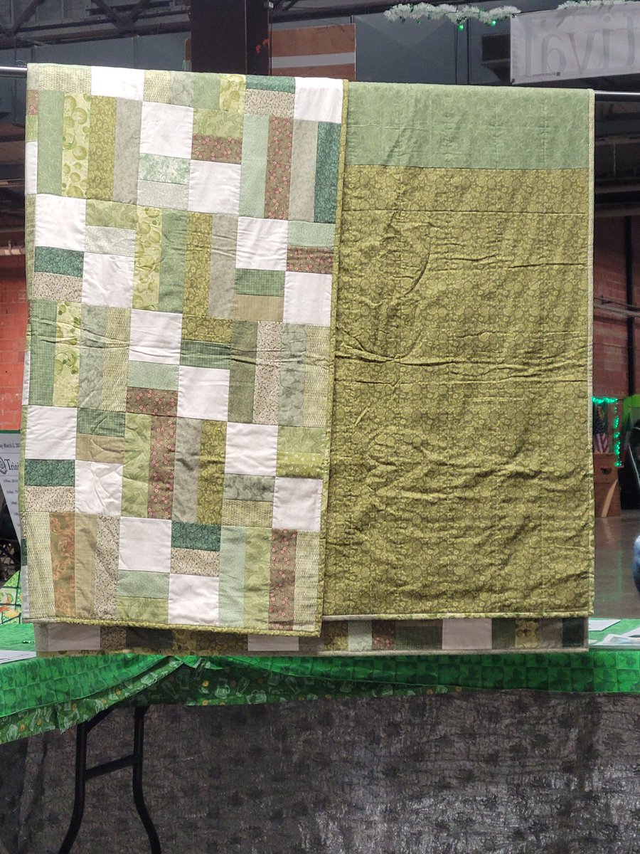 SCMA_TX's tweet image. Stop by the Southwest Celtic Music Association booth at @NTIF_scma to enter our Quilt Drawing! The tickets are $5 each or 5 tickets for $20. 
The Quilt was donated by Paula Yosten. The funds are going to help us improve outreach throught the year!

#drawing #nonprofit