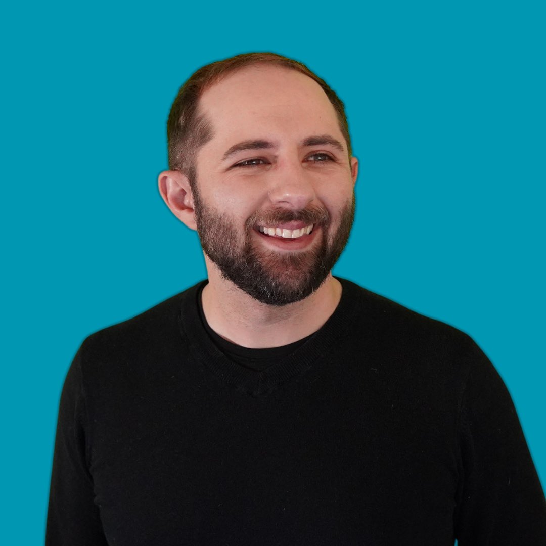 JustinTHaskins's tweet image. My new headshot for media. If you’re in the press and you see this post, for the love of God, please stop using old, bad pictures of me! #JustinHaskins