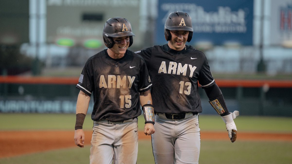 ArmyWP_Baseball tweet picture