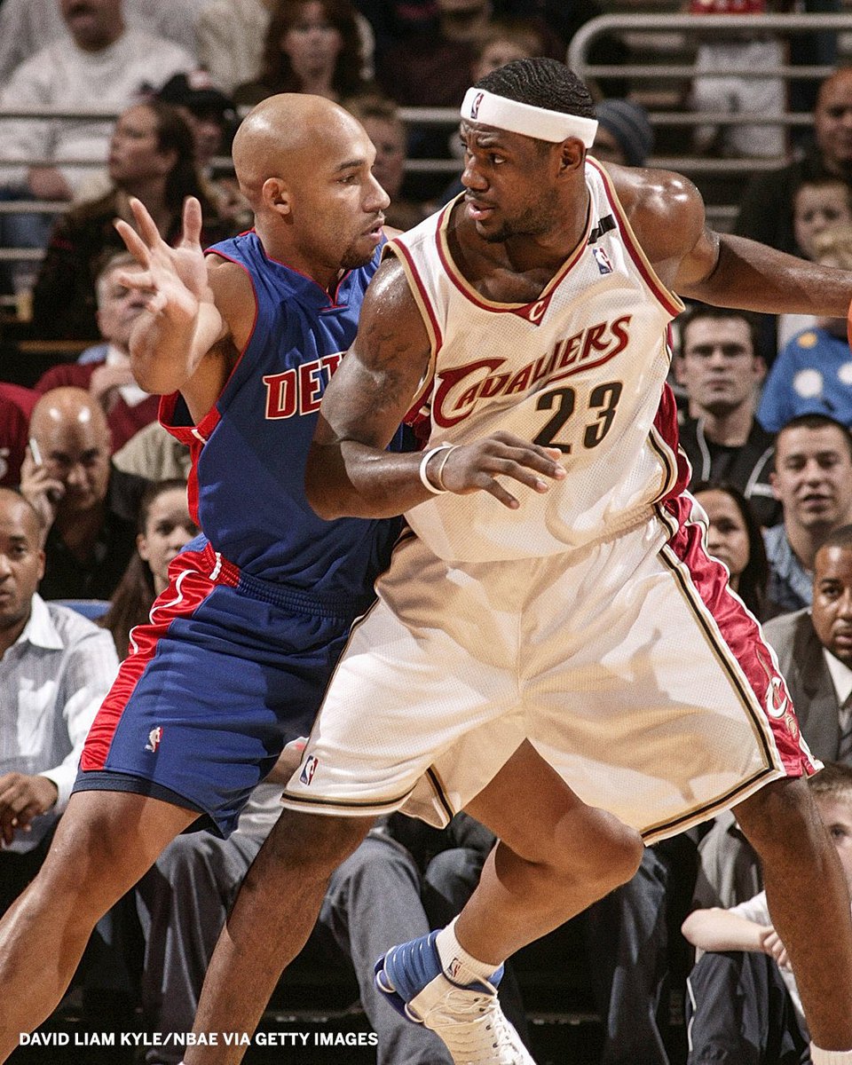 HenryTheBlasian's tweet image. We don’t give Darvin Ham enough credit, this is a picture of him guarding Lebron James in 2004. 20 Years later and Darvin Ham still continues to stop Lebron from succeeding.