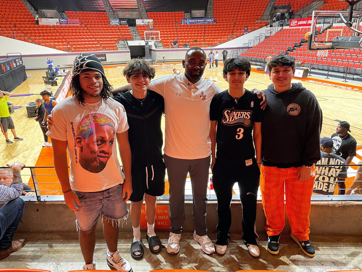 Coach A.Fobb tweet media